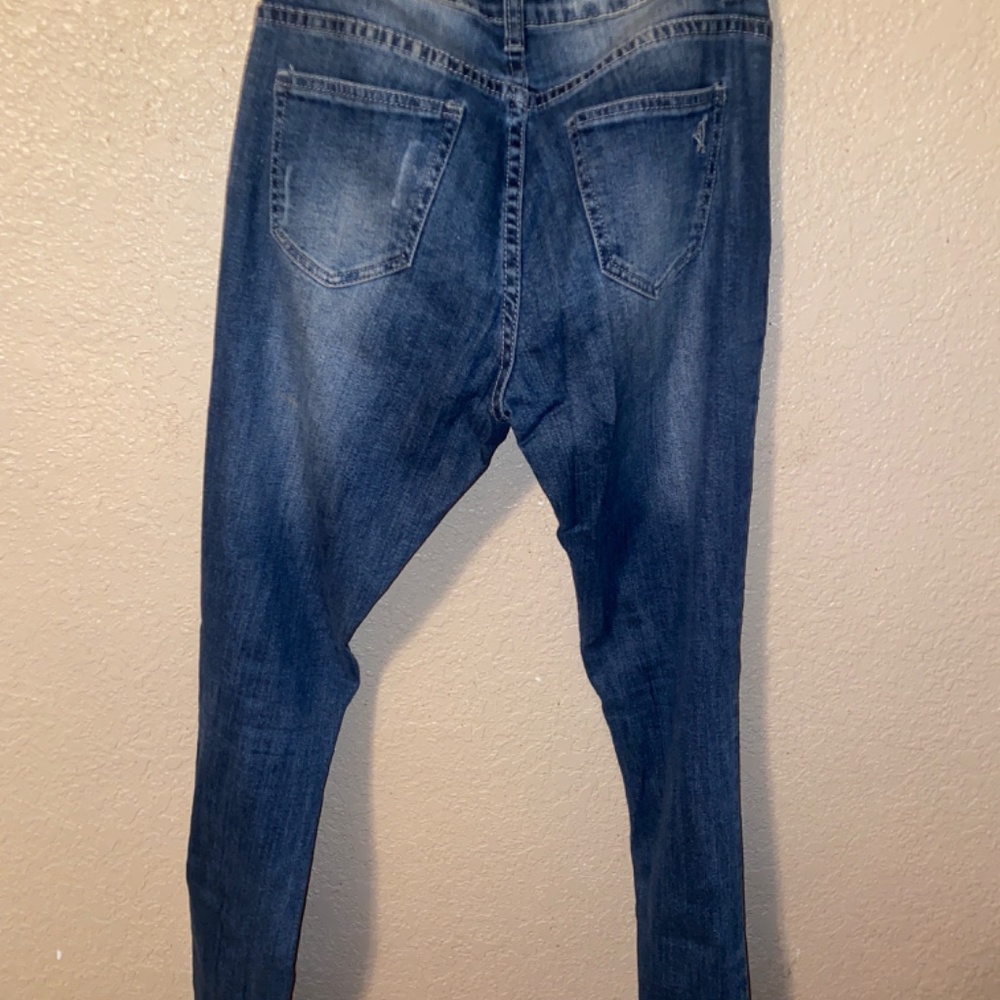 VIP Jeans - Picture 2 of 2